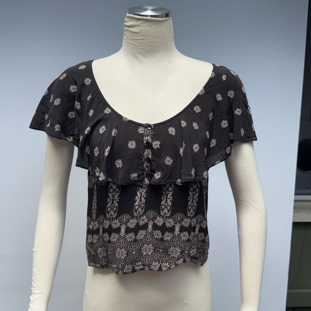 Free People Boho Floral Ruffle Crop Top Button Front Flutter Sleeve Black Blouse